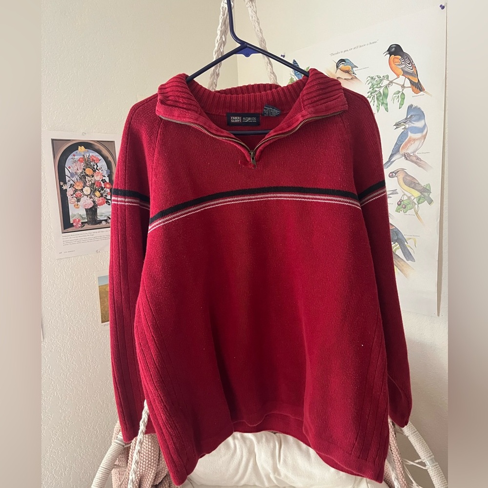 Vintage Red Faded Glory sweater
Heavy weight
I’ll iron it before sending out!💗